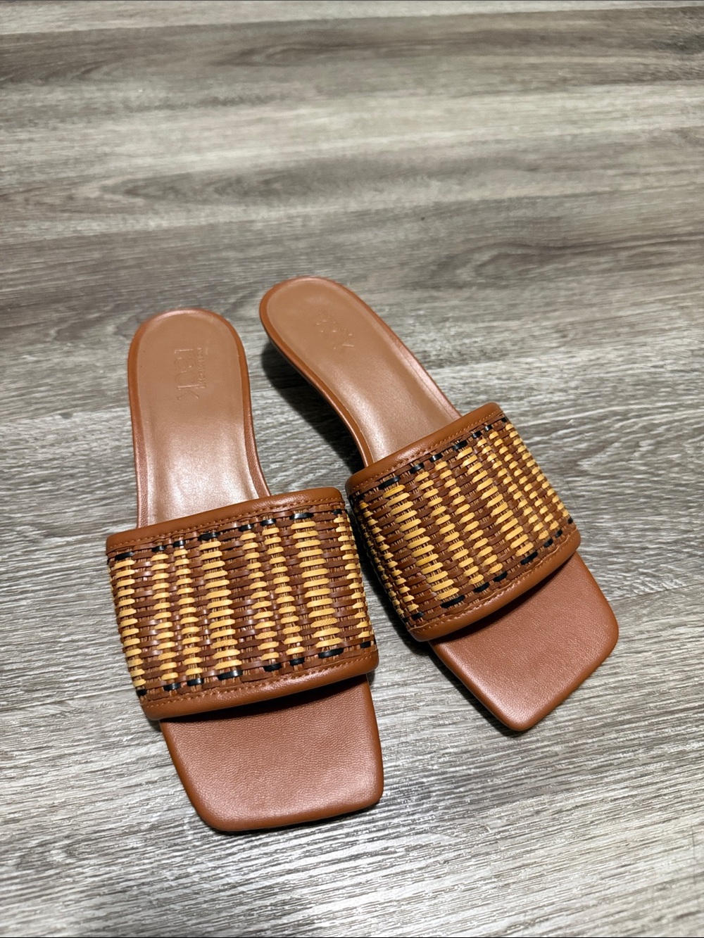 Woven Slide Sandals in Brown